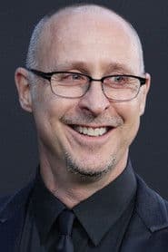 Gavin O'Connor dans le rôle de Whitey