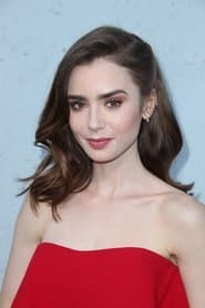 Lily Collins dans le rôle de Rita Alexander