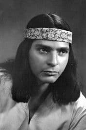 Maurice Jara في دور Fernando, groom (uncredited)