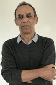 Chico Sant'anna dans le rôle de Lírio