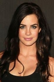Jillian Murray dans le rôle de Eve