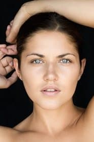 Marika Domińczyk as Isabella