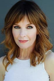 Jacqueline McKenzie في دور Younger Teensy