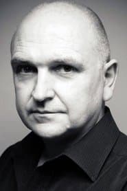 Archie Kelly dans le rôle de Interviewee