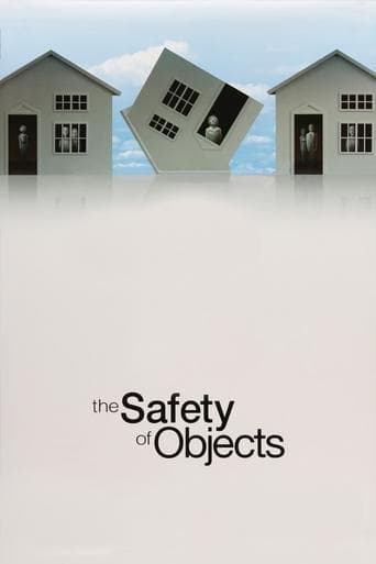 Affiche du film The Safety of Objects (2002)