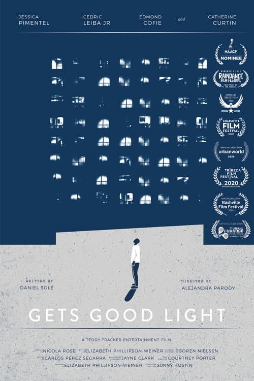 ملصق فيلم Gets Good Light (2020)