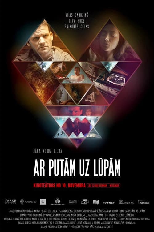 Affiche du film Ar putām uz lūpām (2017)